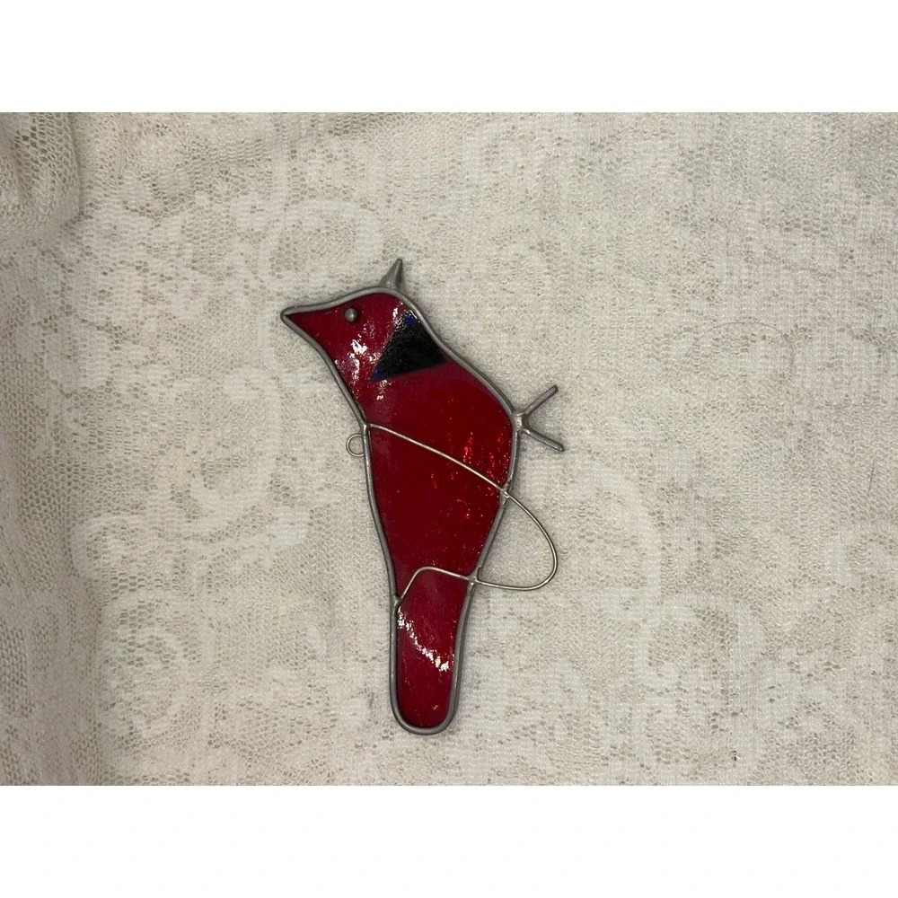 Red Stained‎ Glass Cardinal Suncatcher Bird Ornament Hanging Window Decor 4.75in